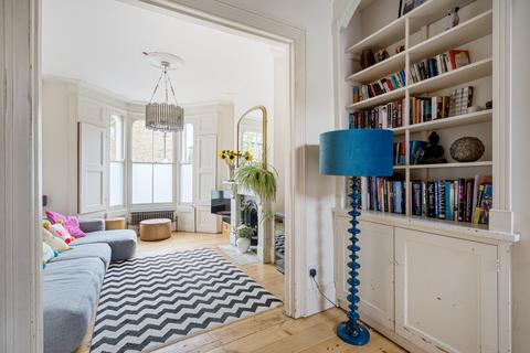 51 Lichfield Road, London, E3 5AL