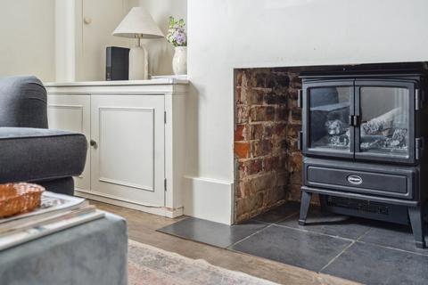 8, Woodland Cottages Beaconsfield Road, Farnham Common, Slough, SL2 3PY