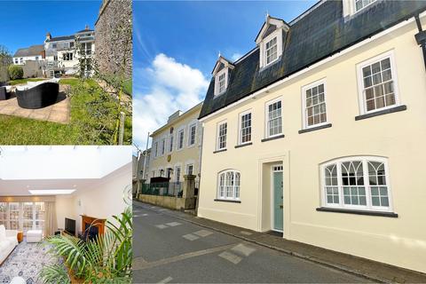 6 bedroom detached house for sale, Queen Elizabeth II Street, Alderney GY9