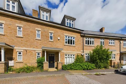 3 bedroom townhouse for sale, Pearl Close, Cambridge