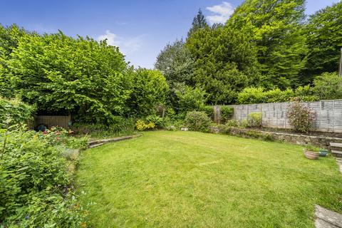 4 Lion Close, Haslemere, GU27 1JG