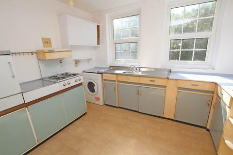 2 bedroom flat for sale, Link Road, Eastbourne, BN20 7TR
