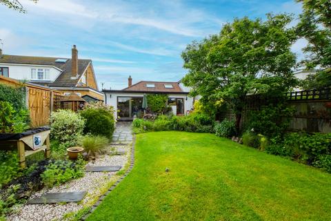 2 bedroom semi-detached bungalow for sale, Grandview Road, Thundersley