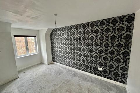 2 bedroom flat for sale, Lamtarra Way, Newbury RG14