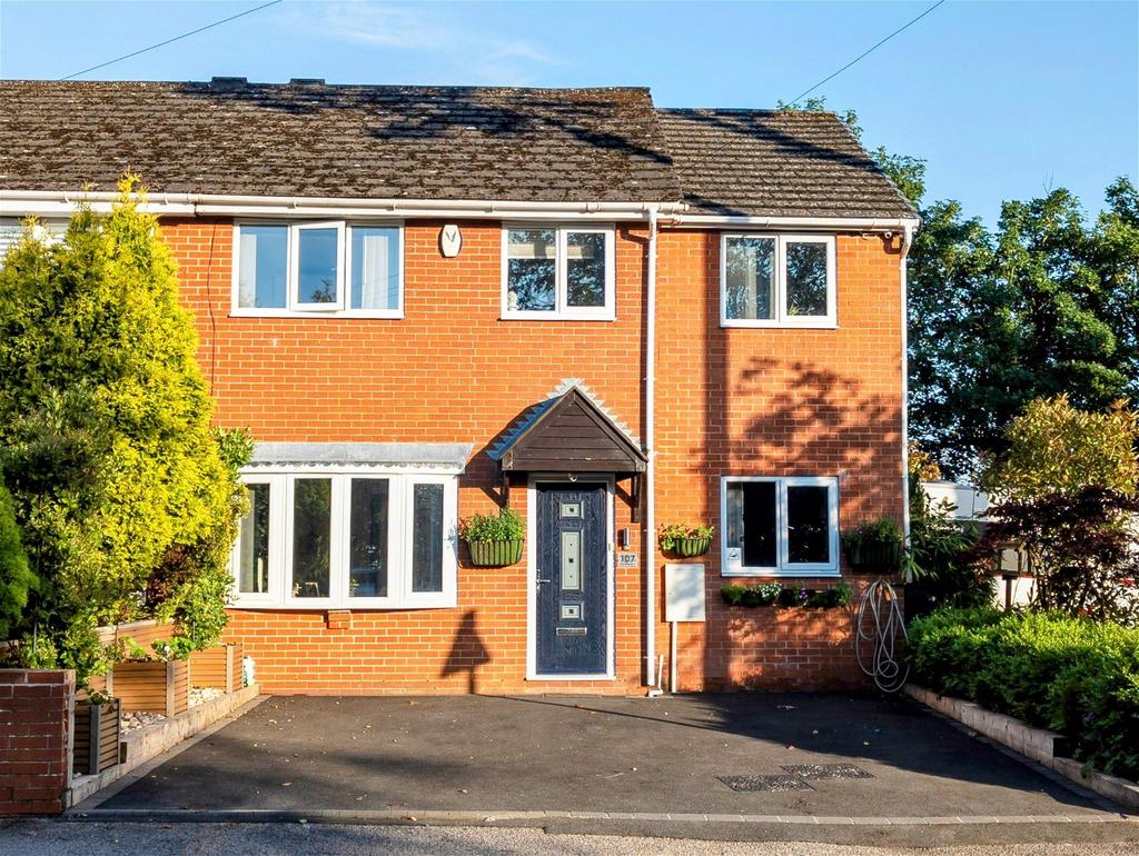 Liverpool Road, Skelmersdale WN8 5 bed semidetached house for sale £250,000