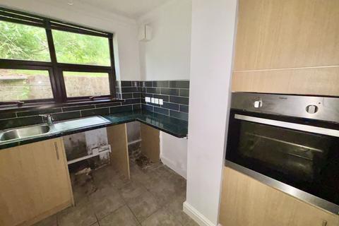 85 Cilmaengwyn Road, Pontardawe, Swansea, SA8 4QN