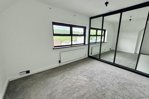 85 Cilmaengwyn Road, Pontardawe, Swansea, SA8 4QN
