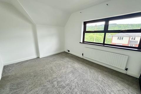 85 Cilmaengwyn Road, Pontardawe, Swansea, SA8 4QN