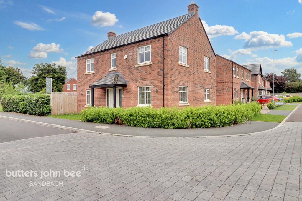 Nursery Fields Way, Sandbach 4 bed detached house for sale £450,000
