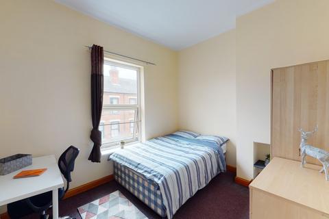 3 bedroom duplex to rent, Radford Road, Nottingham NG7