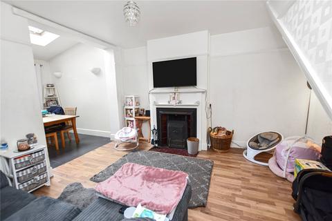 5 Grace Avenue, Bexleyheath, DA7 4NN