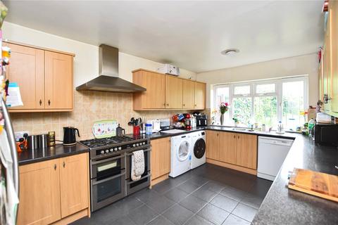 5 Grace Avenue, Bexleyheath, DA7 4NN