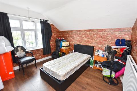 5 Grace Avenue, Bexleyheath, DA7 4NN