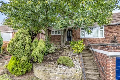 4 bedroom semi-detached house for sale, Broom Mead, Bexleyheath