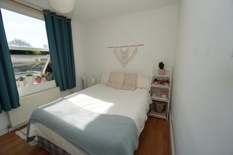 2 bedroom flat to rent, 193 Caledonian Road, London N1