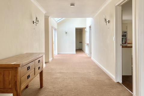12 Cadoc Close, St Merryn, Padstow, PL28 8PE