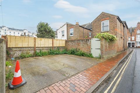 3 bedroom semi-detached house for sale, York Road, Worthing, West Sussex