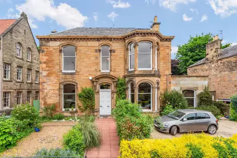 13a Chamberlain Road, Edinburgh, EH10 4DJ