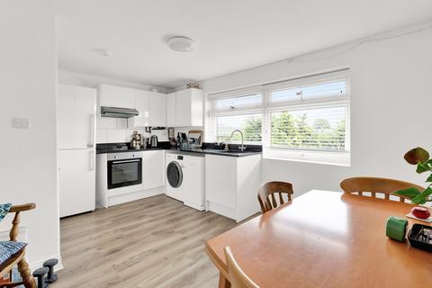 2 bedroom flat for sale, Burnham Way, Northfields, Ealing, W13