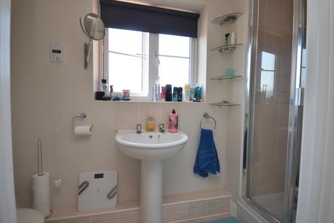 8 Castle Well Drive, Old Sarum, Salisbury, SP4 6GD