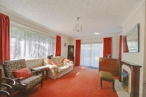 2 bedroom detached bungalow for sale, Newberries Avenue, Radlett WD7