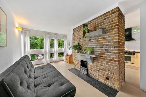 2 bedroom flat for sale, Langham House Close, Richmond, TW10