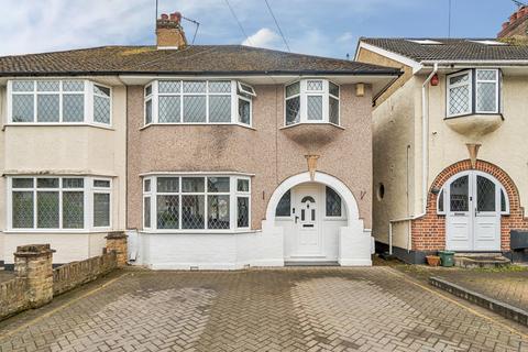 10a Mount Pleasant, Ruislip, HA4 9HG