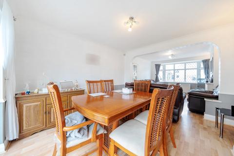 10a Mount Pleasant, Ruislip, HA4 9HG