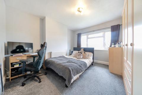 10a Mount Pleasant, Ruislip, HA4 9HG
