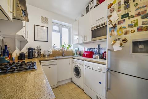 2 bedroom apartment to rent, Tabard Garden Estate London SE1