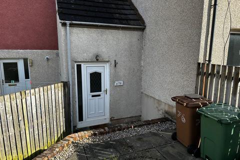 Livingston - 3 bedroom terraced house to rent