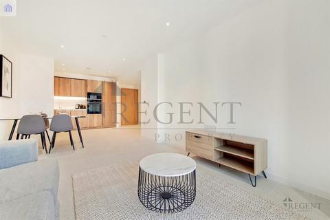 Studio to rent, Jacquard Point, Tapestry Way, E1