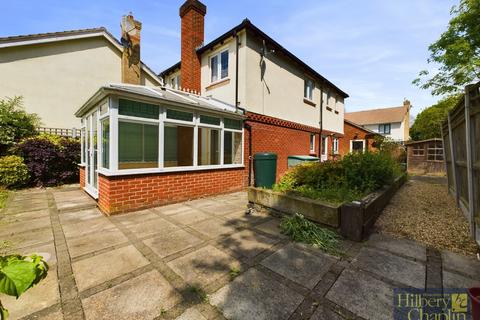 9 Burr Close, Langdon Hills, Basildon, SS16 6ES