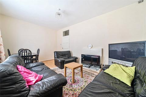 3 bedroom flat for sale, Perry Vale, London, SE23