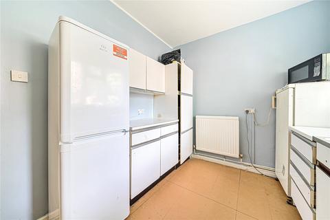 3 bedroom flat for sale, Perry Vale, London, SE23