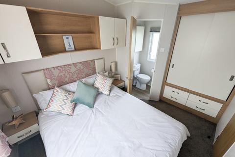 2 bedroom static caravan for sale, Pevensey Bay Holiday Park