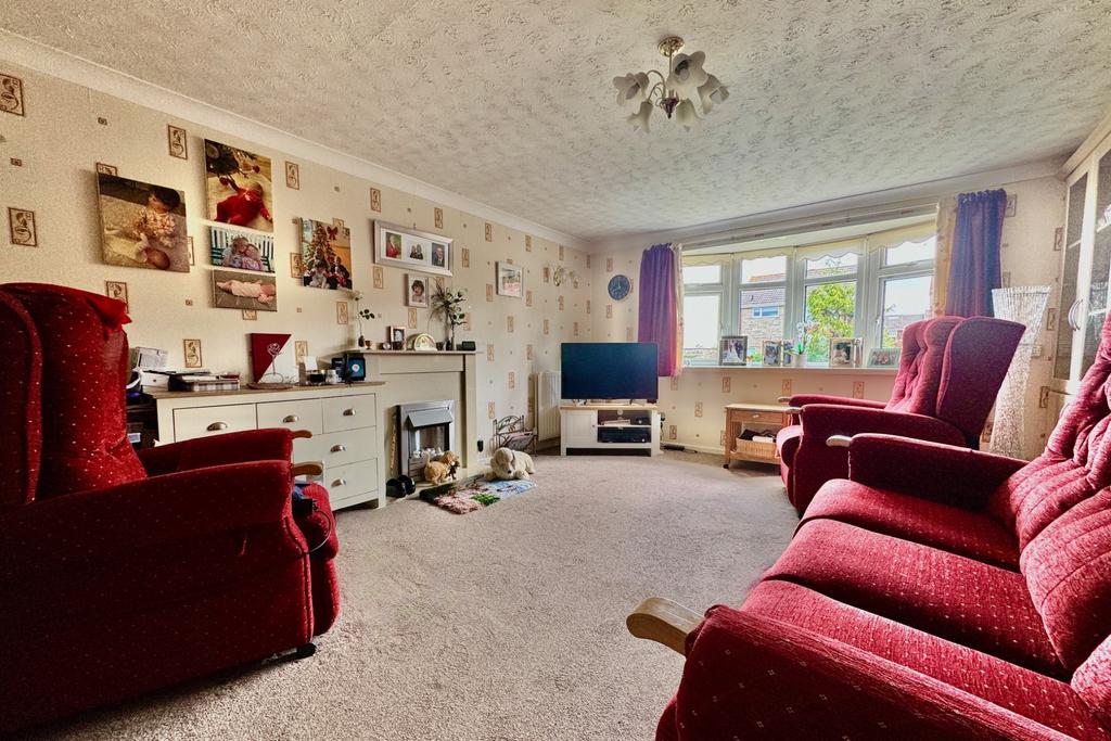 HOBURNE ROAD, SWANAGE 3 bed detached bungalow for sale £465,000