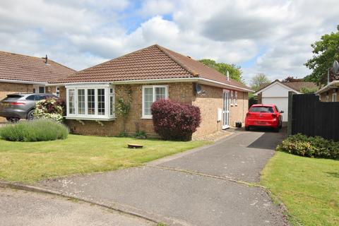 3 bedroom detached bungalow for sale, Wychwood Drive, Langley