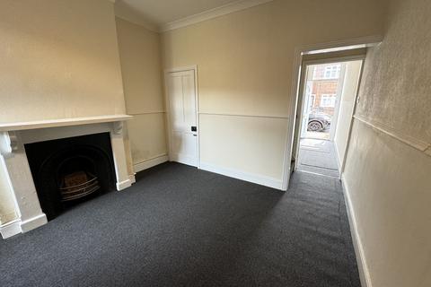 2 bedroom terraced house to rent, Harley Street, Coventry CV2