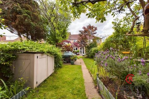 38 Westfield Way, Ruislip, HA4 6HN