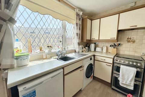 1 bedroom end of terrace house for sale, Maes-y-ffynon Close, Neath, Neath Port Talbot. SA11 1HQ