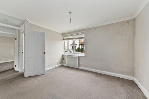 2 bedroom flat for sale, New Road, Richmond, TW10