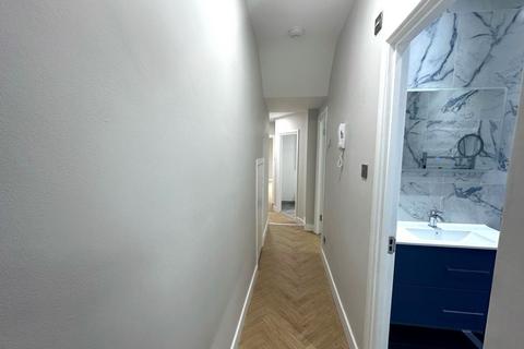 2 bedroom ground floor flat to rent, Mount Pleasant Road, London, N17