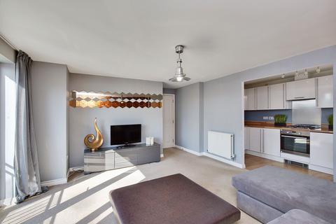 2 bedroom flat for sale, 15 Auld Coal Bank, Bonnyrigg, Midlothian, EH19 3JN
