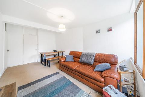 2 bedroom flat for sale, Vicarage Crescent, Battersea