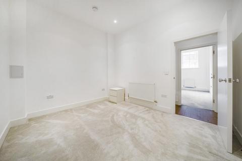 1 bedroom flat for sale, Winchester Street, Acton