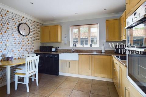 3 bedroom detached house for sale, Oswald Mews, Chapel Lane, Botesdale