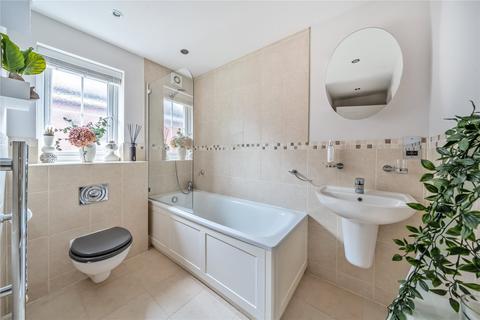 2 bedroom flat for sale, Send Road, Send, Surrey, GU23