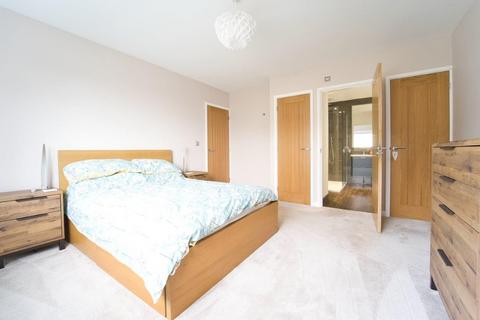 72 Hillside Road, Portishead, Bristol, BS20 8JR