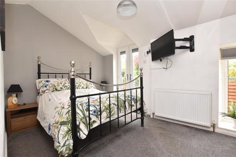 3 bedroom terraced house for sale, 3B Ailsa Dell, Howley Mill Lane, Batley, West Yorkshire